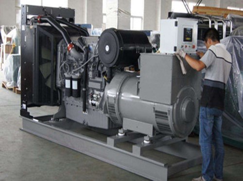 安仁柴油发电机组和储能设备配合使用的案例