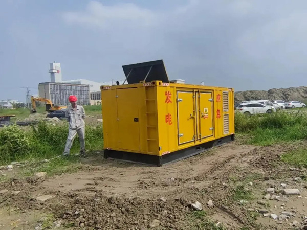 安仁200KW柴油发电机机组每小时的油耗量受哪些因素影响？